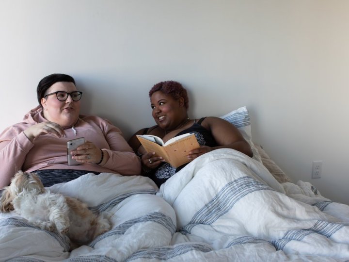 fat lesbian couple
